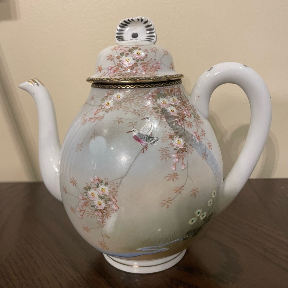 Eggshell birds hand painted porcelain teapot - Porcelain - Signed